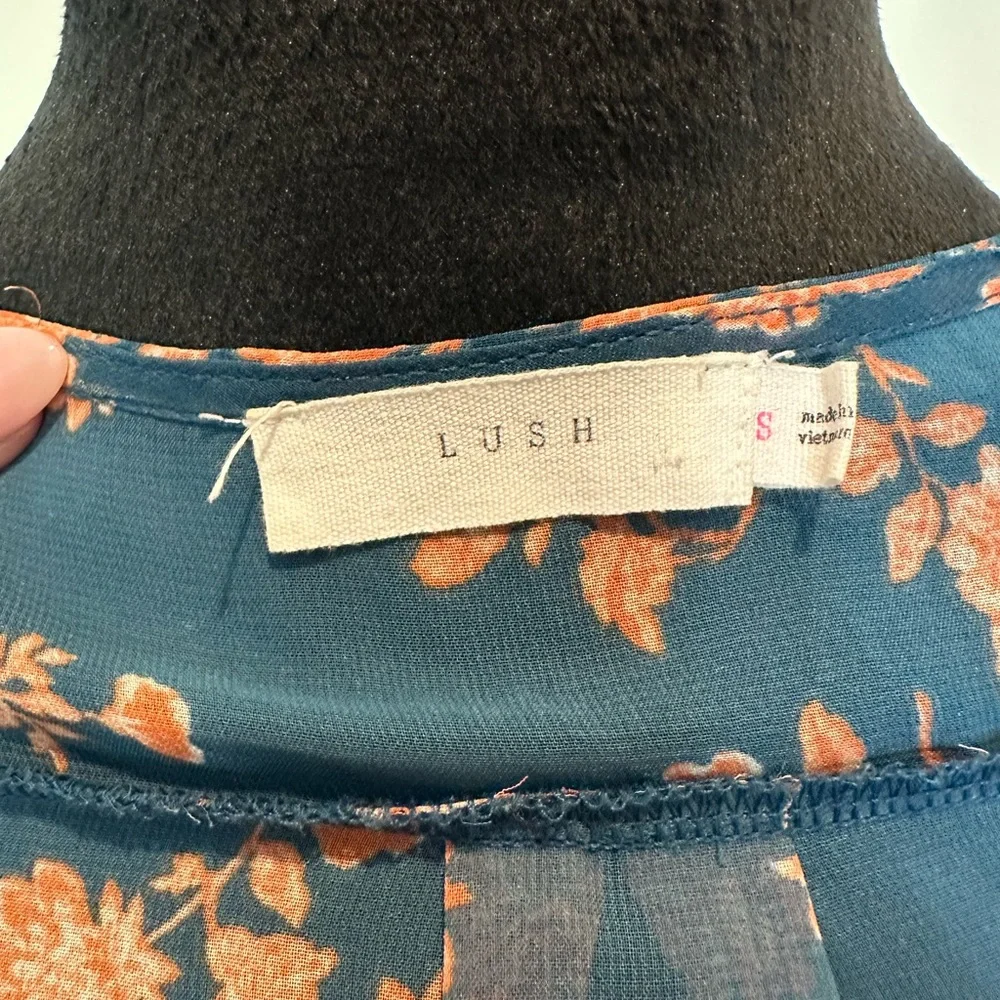Lush Floral Wrap Blouse - Navy and Coral - Picture 3 of 3